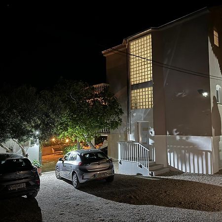 Spacious Apartment Amaros Korcula Town Exterior photo