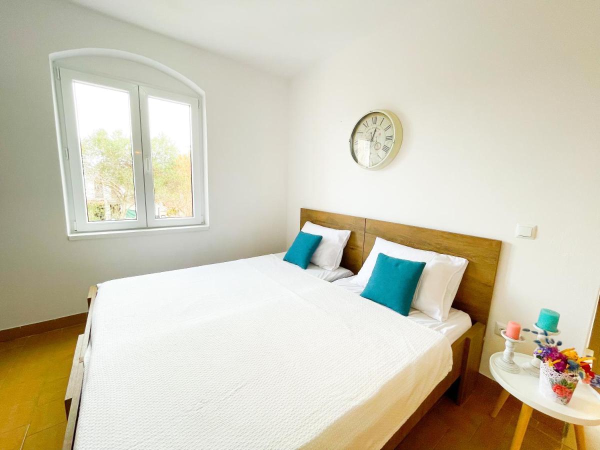Spacious Apartment Amaros Korcula Town Exterior photo
