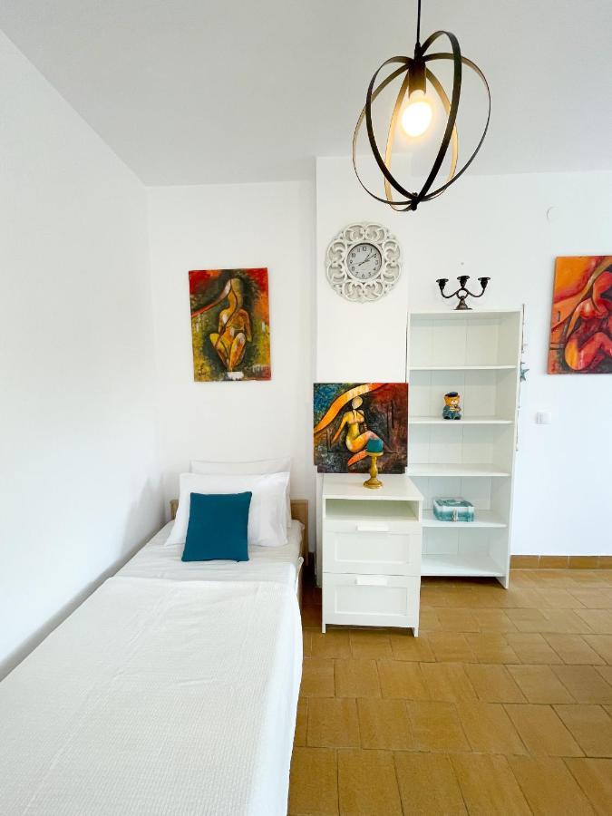 Spacious Apartment Amaros Korcula Town Exterior photo